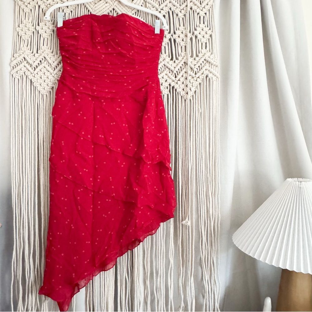 Kay Unger Red Strapless Dress – Size 4 – Asymmetrical Hem – Polka Dot Texture